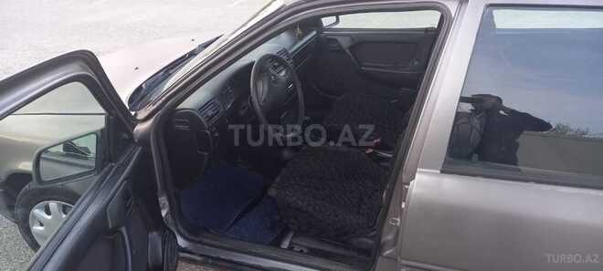 Opel Vectra 1993, 123,456 km - 1.6 l - Sumqayıt