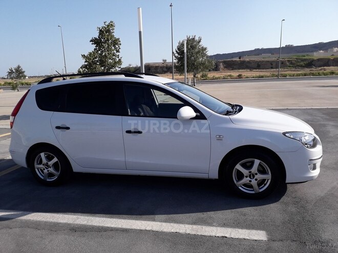 Hyundai i30 2009, 132,000 km - 1.4 l - Bakı