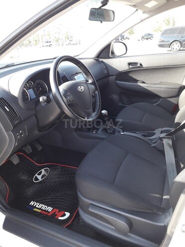 Hyundai i30 2009, 132,000 km - 1.4 l - Bakı