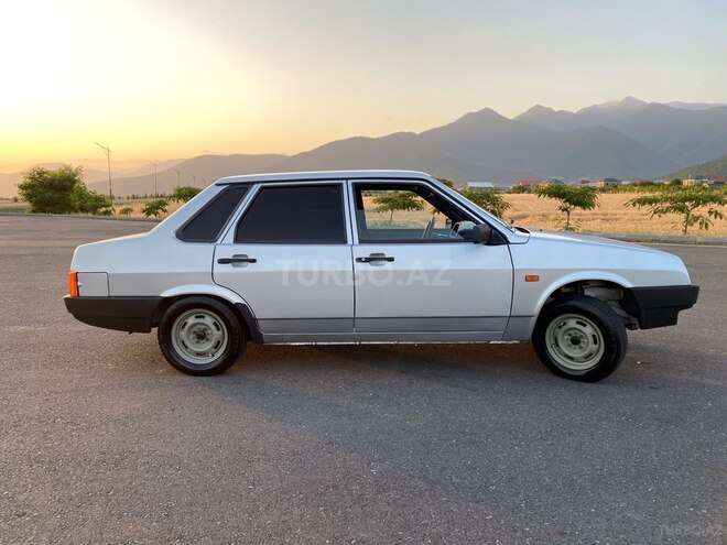 LADA (VAZ) 21099 2002, 215,300 km - 1.5 l - Qax