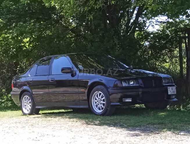 BMW 318 1996, 175,000 km - 1.8 л - İsmayıllı