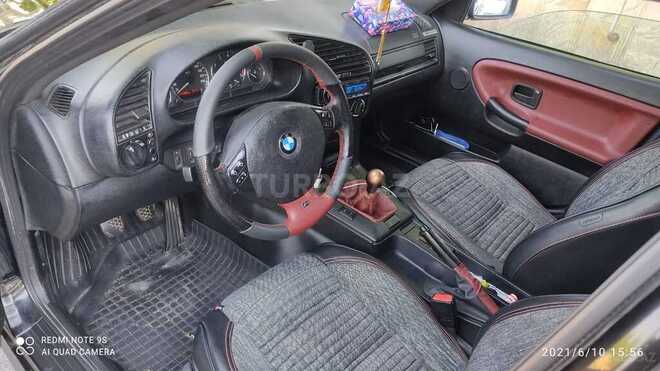 BMW 318 1996, 175,000 km - 1.8 л - İsmayıllı