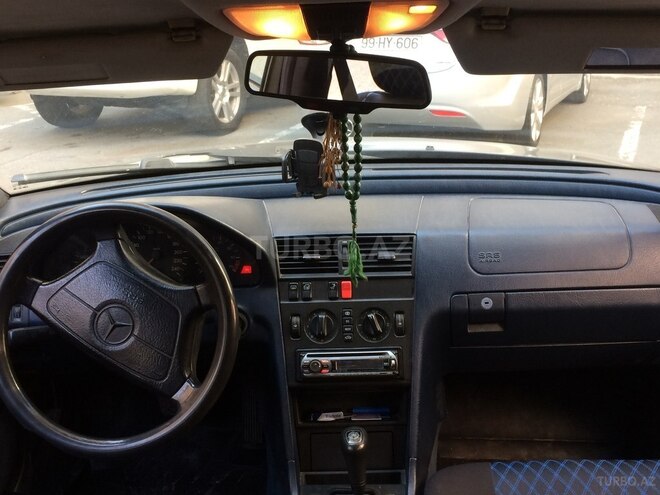 Mercedes C 220 1995, 520,000 km - 2.2 л - Bakı