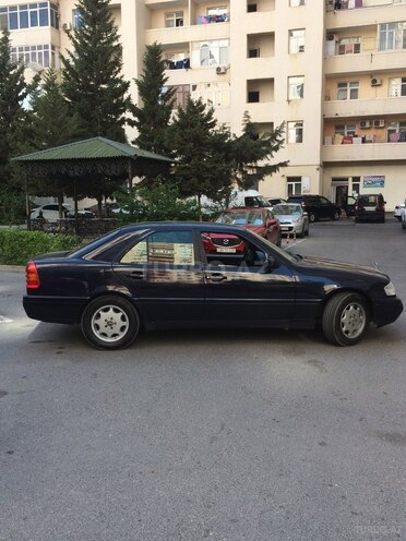 Mercedes C 220 1995, 520,000 km - 2.2 л - Bakı