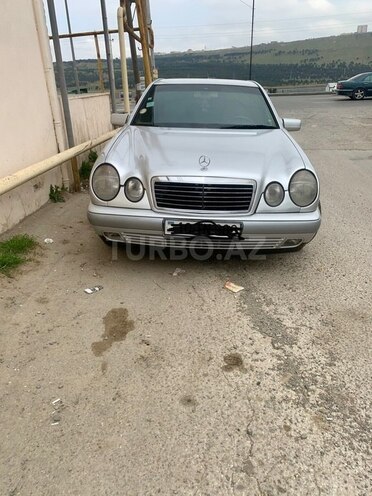 Mercedes E 230 1995, 464,000 km - 2.3 л - Bakı