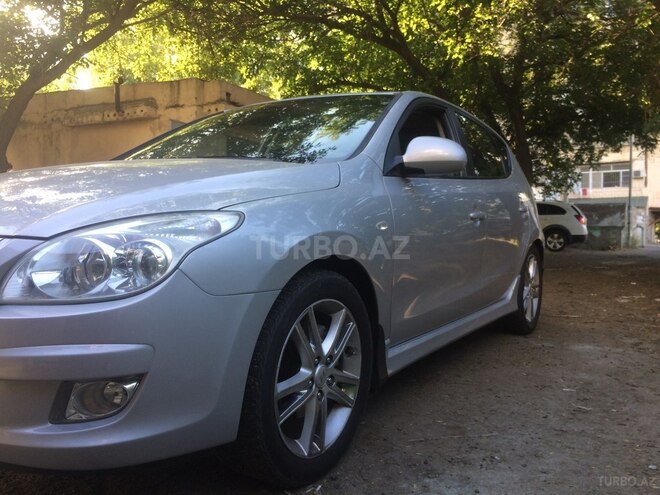 Hyundai i30 2009, 193,000 km - 2.0 l - Balakən