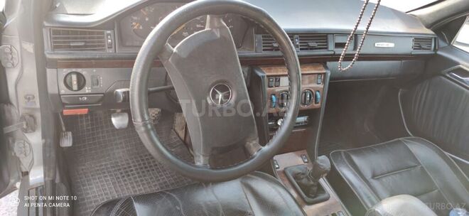 Mercedes E 300 1991, 200,000 km - 3.0 l - İmişli