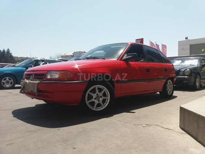 Opel Astra 1994, 600,000 km - 1.6 l - Bakı