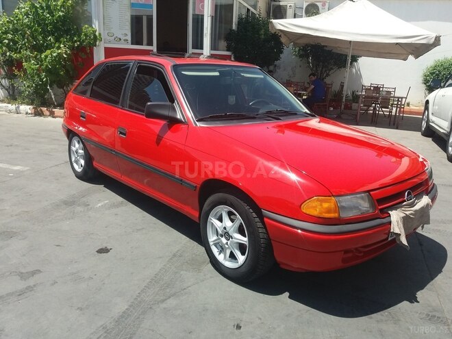 Opel Astra 1994, 600,000 km - 1.6 l - Bakı
