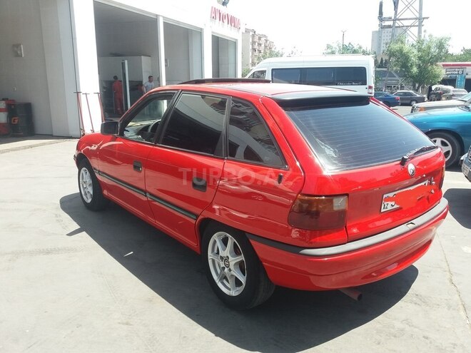 Opel Astra 1994, 600,000 km - 1.6 l - Bakı