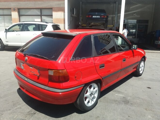 Opel Astra 1994, 600,000 km - 1.6 l - Bakı