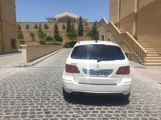 Mercedes B 180 2010, 135,000 km - 1.7 l - Bakı