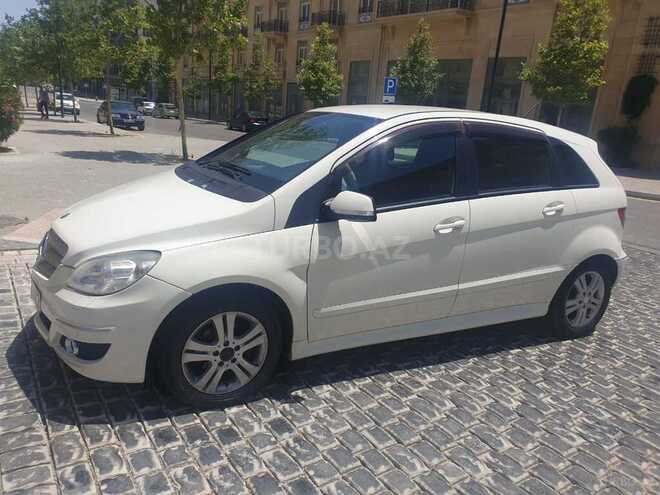 Mercedes B 180 2010, 135,000 km - 1.7 l - Bakı
