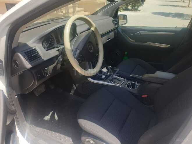 Mercedes B 180 2010, 135,000 km - 1.7 l - Bakı