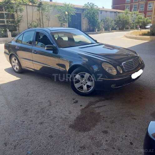 Mercedes E 270 2002, 353,000 km - 2.7 l - Bakı