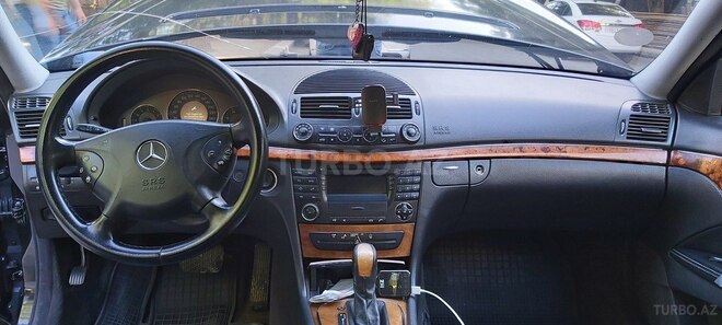 Mercedes E 200 2002, 450,000 km - 2.2 л - Bakı