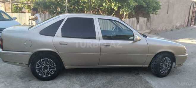 Opel Vectra 1991, 360,000 km - 1.8 л - Bakı