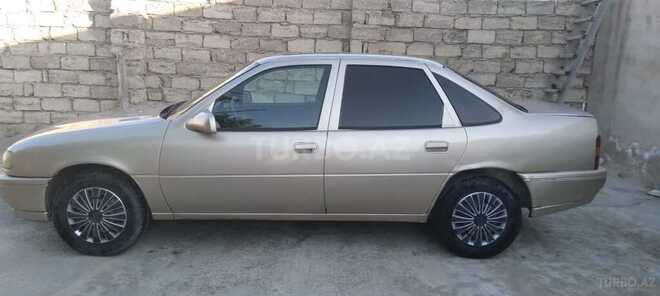 Opel Vectra 1991, 360,000 km - 1.8 л - Bakı