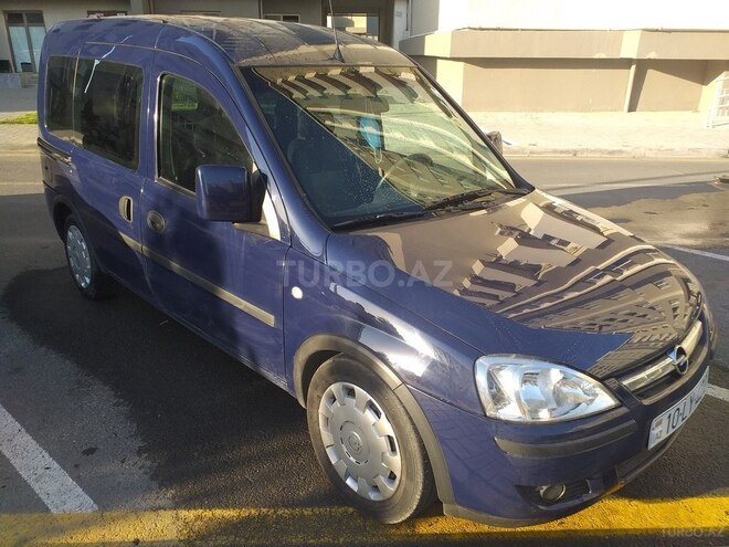 Opel Combo 2010, 202,000 km - 1.3 л - Bakı