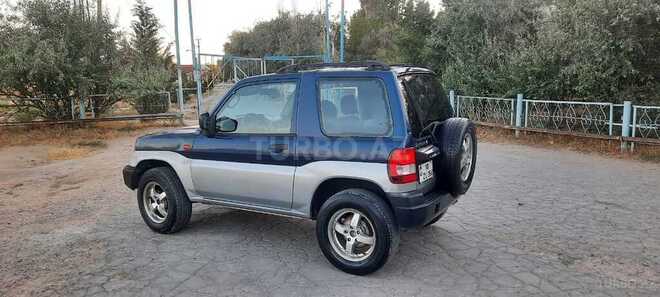 Mitsubishi Pajero io 1999, 145,236 km - 2.0 l - Sumqayıt