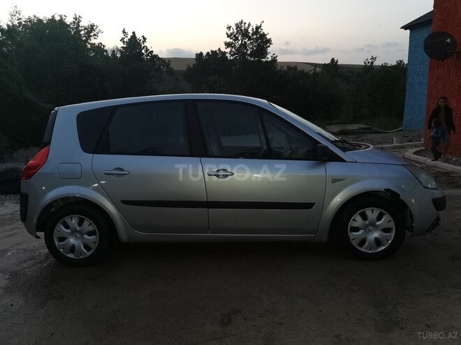 Renault Scenic 2007, 333,333 km - 1.5 л - Qusar