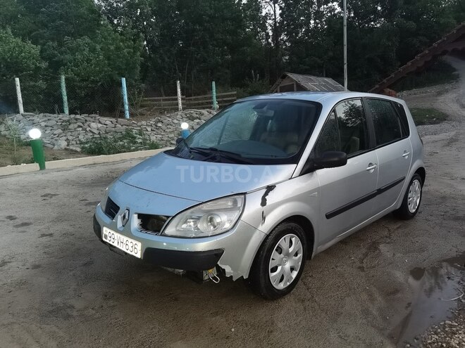 Renault Scenic 2007, 333,333 km - 1.5 л - Qusar