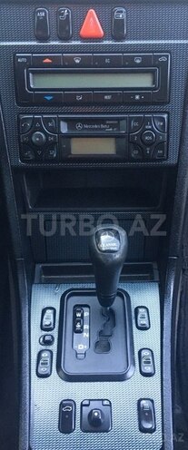 Mercedes C 220 2000, 290,000 km - 2.2 l - Bakı