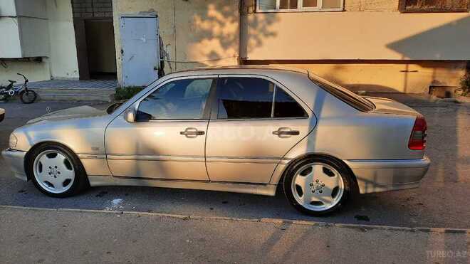 Mercedes C 220 1994, 302,200 km - 2.2 l - Bakı