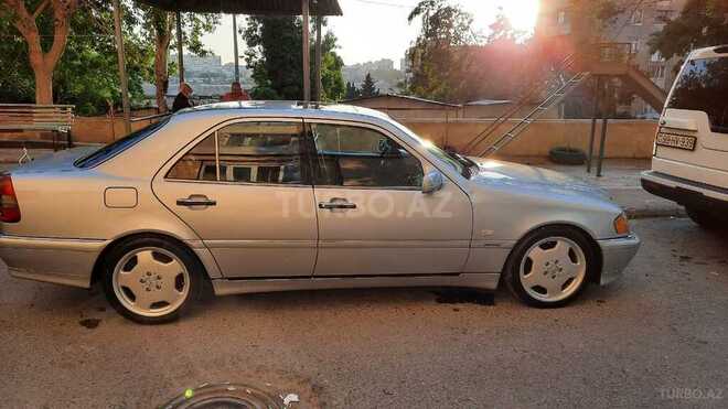Mercedes C 220 1994, 302,200 km - 2.2 l - Bakı