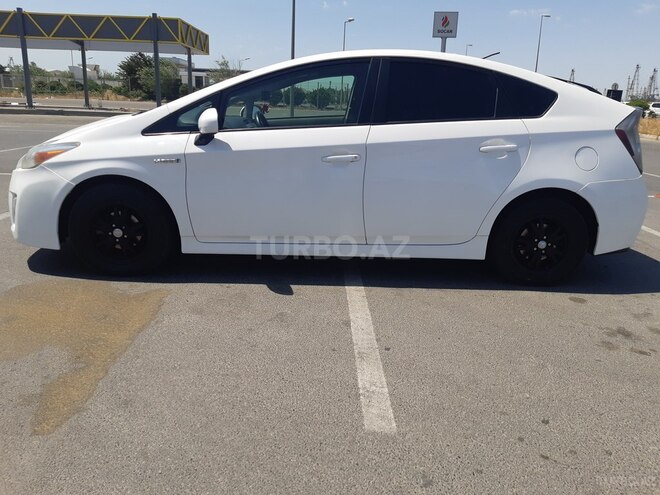 Toyota Prius 2011, 270,211 km - 1.5 l - Bakı