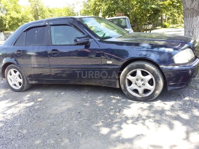 Mercedes C 180 1998, 301,575 km - 1.8 l - Zaqatala