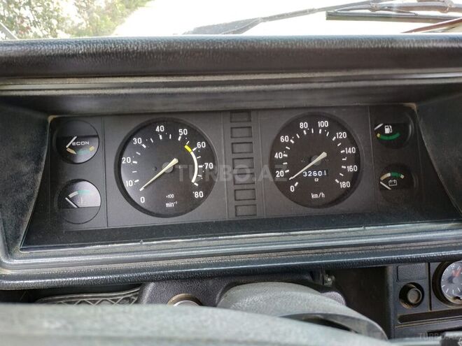 LADA (VAZ) 2107 2009, 32,600 km - 1.6 l - Salyan