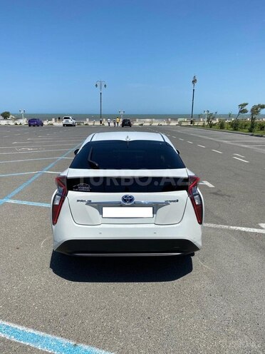 Toyota Prius 2018, 35,000 km - 1.8 l - Sumqayıt