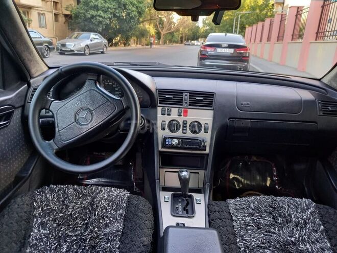 Mercedes C 180 1995, 229,000 km - 1.8 l - Bakı