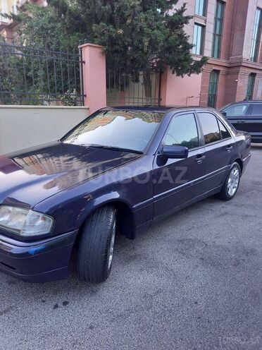 Mercedes C 180 1995, 229,000 km - 1.8 l - Bakı