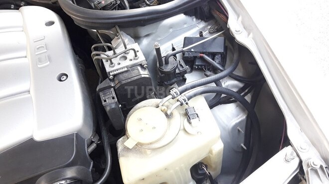 Mercedes E 220 2000, 440,000 km - 2.2 l - Sumqayıt
