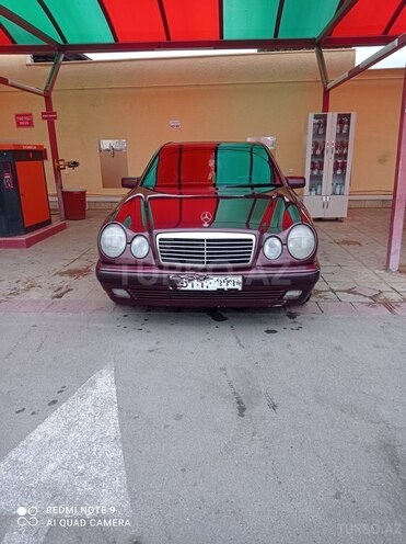 Mercedes E 230 1996, 250,000 km - 2.3 l - Samux