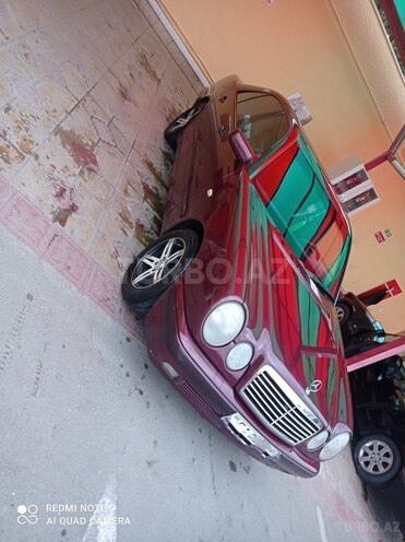 Mercedes E 230 1996, 250,000 km - 2.3 l - Samux