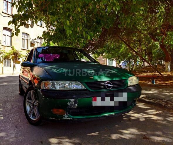 Opel Vectra 1997, 255,000 km - 1.8 л - Bakı