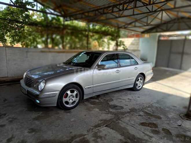 Mercedes E 220 2000, 450,000 km - 2.2 l - İmişli