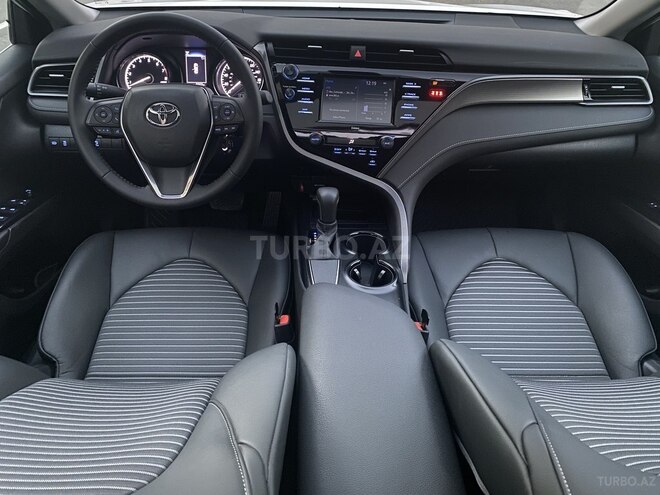 Toyota Camry 2020, 3,800 km - 2.5 л - Bakı