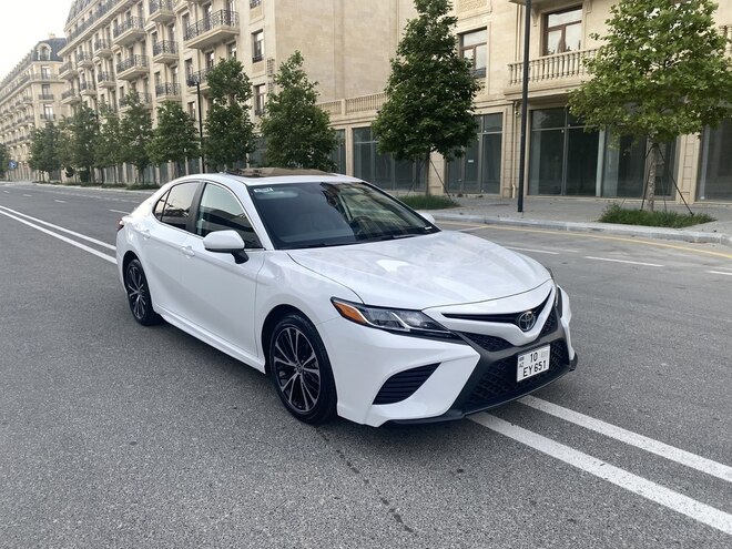 Toyota Camry 2020, 3,800 km - 2.5 л - Bakı