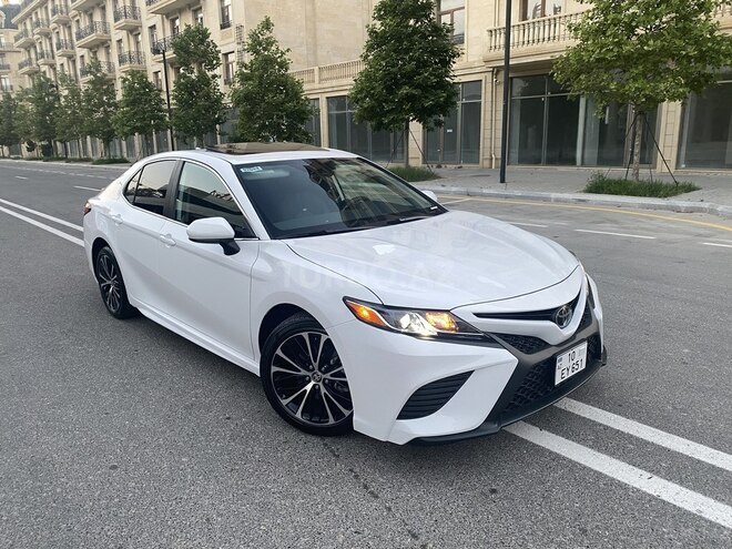 Toyota Camry 2020, 3,800 km - 2.5 л - Bakı