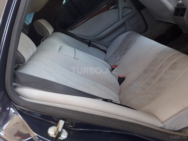 Mercedes E 200 1997, 352,246 km - 2.0 л - Sumqayıt