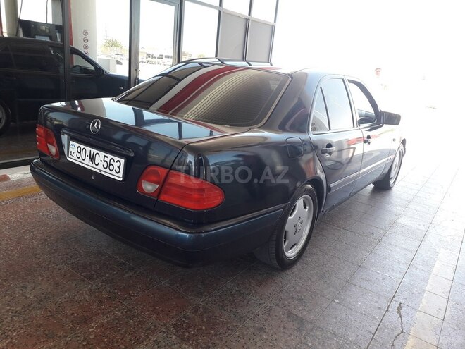 Mercedes E 200 1997, 352,246 km - 2.0 л - Sumqayıt