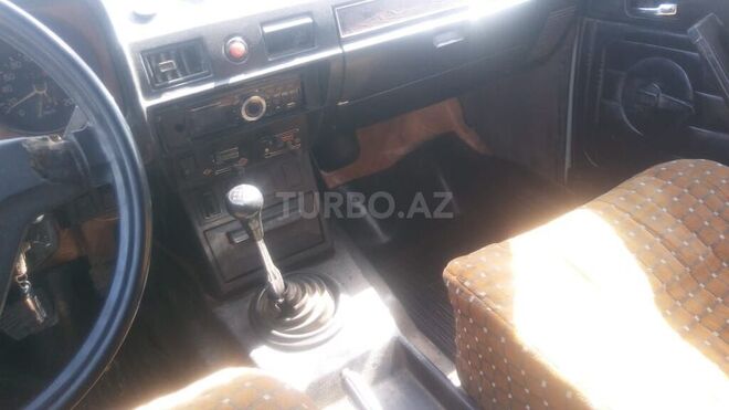 GAZ 24 1986, 365,298 km - 2.4 l - Salyan