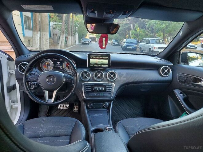 Mercedes A 180 2013, 106,000 km - 1.6 l - Bakı