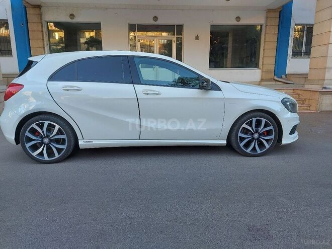 Mercedes A 180 2013, 106,000 km - 1.6 l - Bakı