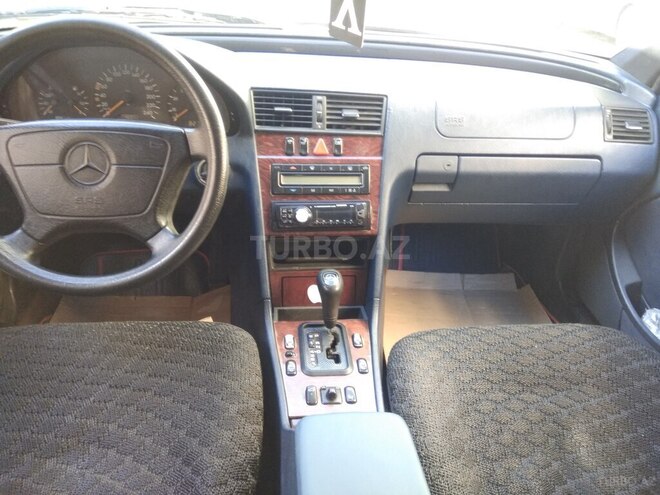 Mercedes C 200 1998, 230,000 km - 2.0 l - Bakı