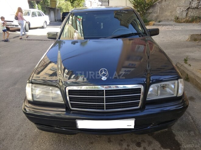 Mercedes C 200 1998, 230,000 km - 2.0 l - Bakı